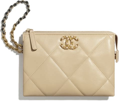 pochette chanel usata|chanel small pouch.